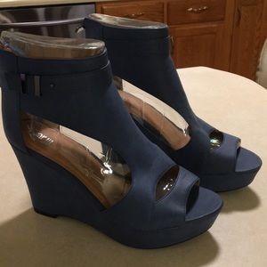 New Women’s shoes